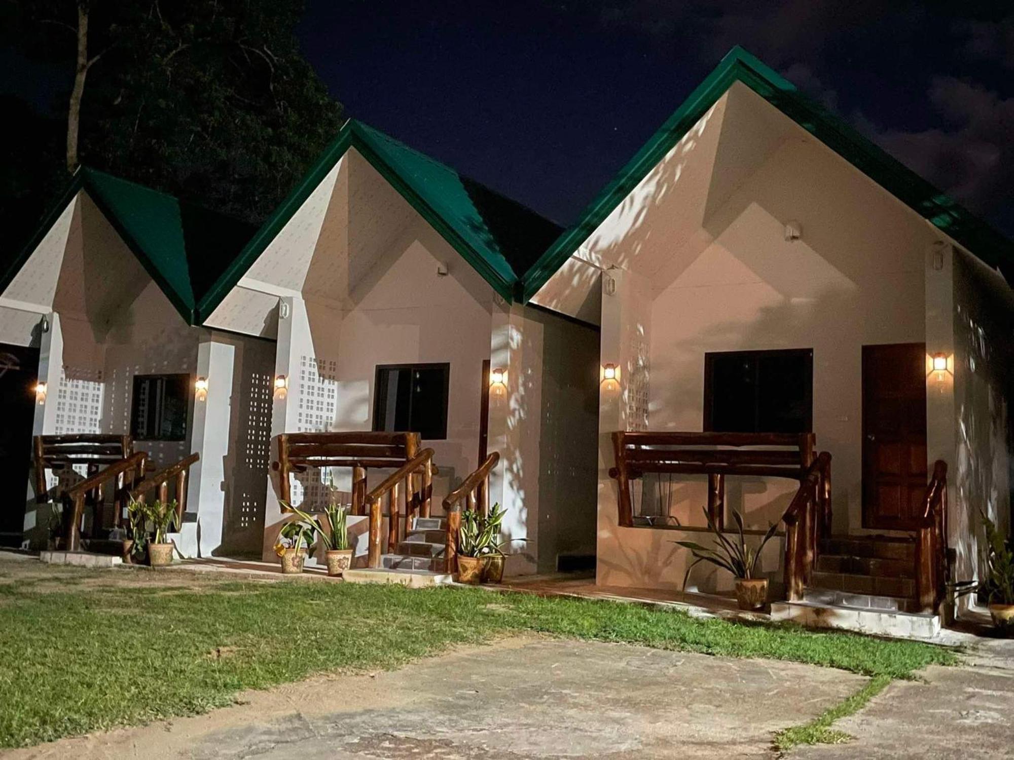 Lungsonhouse Pai Villa Exterior foto